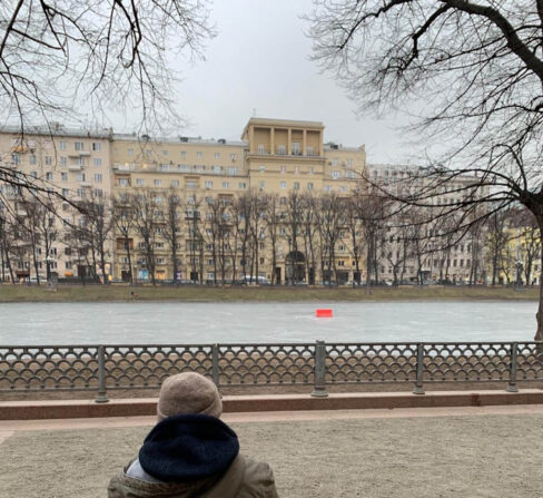 Waiting for Voland at Patriarshiye Ponds